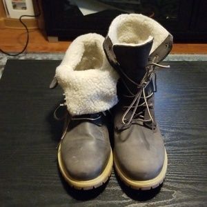 Winter boots